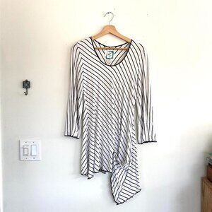 T. ELLIOT WHITE BLACK STRIPED ASYMMETRICAL MINI DRESS WOMENS SIZE MEDIUM